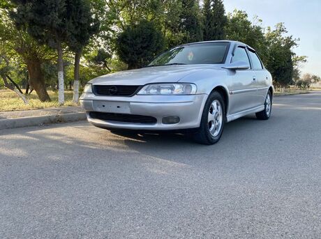 Opel Vectra 2000
