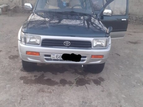 Toyota Hilux Surf 1995