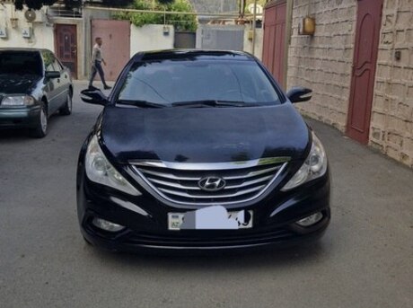 Hyundai Sonata 2010