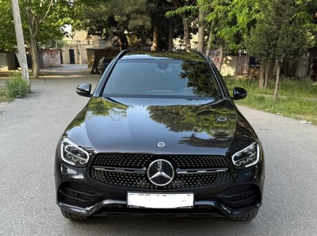 Mercedes GLC 300 2021