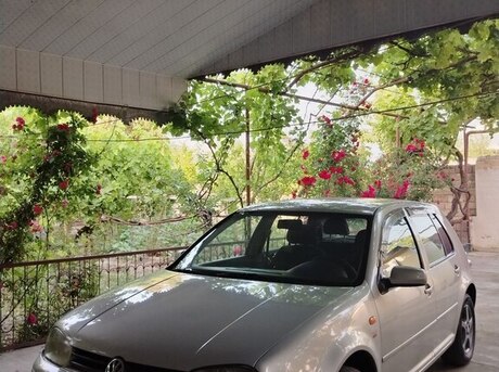 Volkswagen Golf 1998