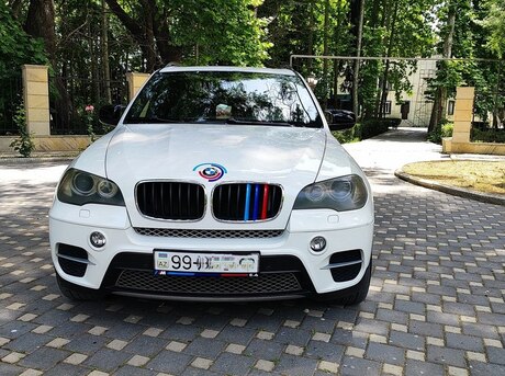 BMW X5 2011