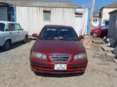 Hyundai Elantra 2005