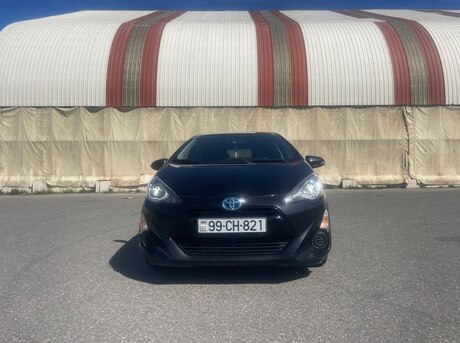 Toyota Prius C 2015