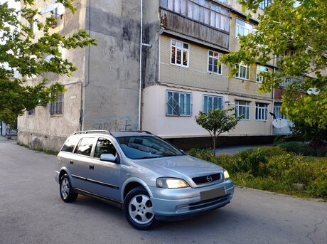 Opel Astra 2000
