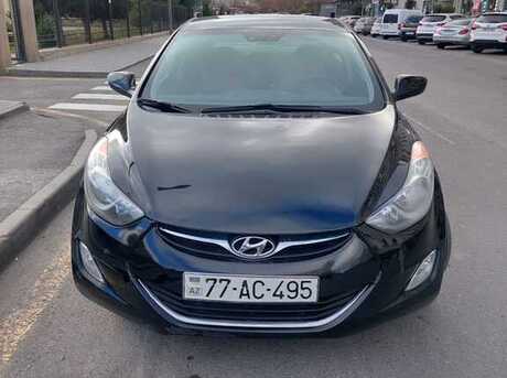 Hyundai Elantra 2012