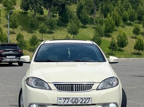 Daewoo Gentra 2014
