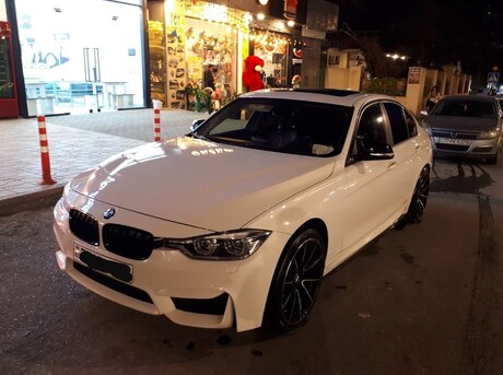 BMW 328 2012