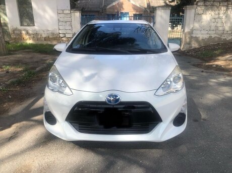 Toyota Aqua 2016