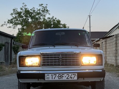 LADA (VAZ) 2107 2000
