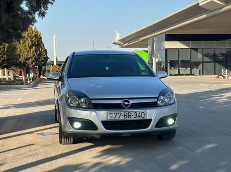 Opel Astra 2005