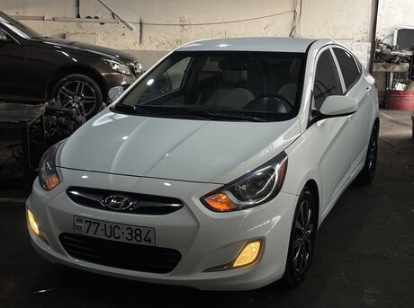 Hyundai Accent 2012
