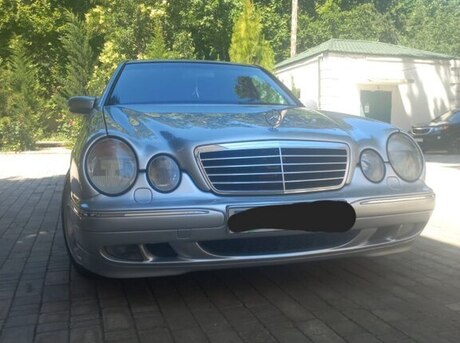 Mercedes E 270 2001