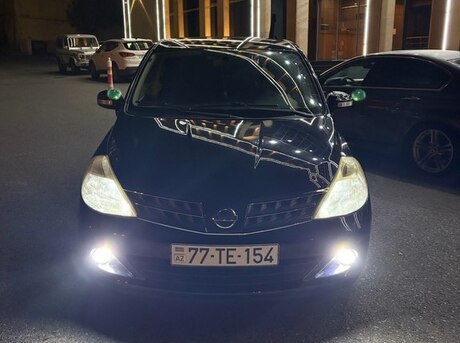 Nissan Tiida 2011