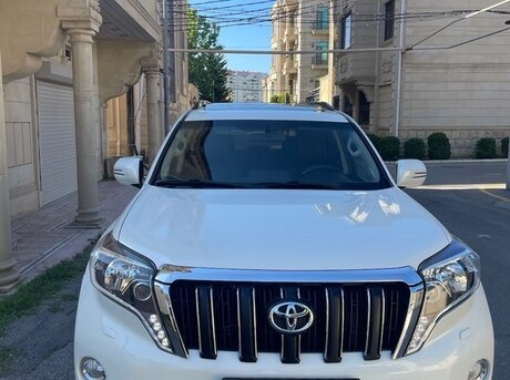 Toyota Land Cruiser Prado 2013