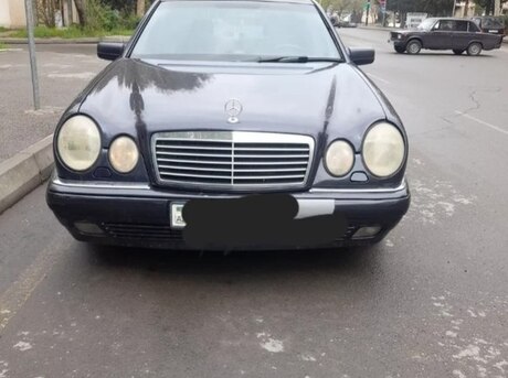 Mercedes E 240 1998