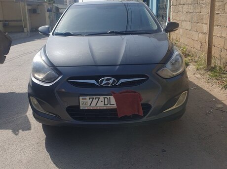 Hyundai Accent 2011