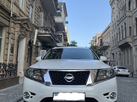 Nissan Pathfinder 2014