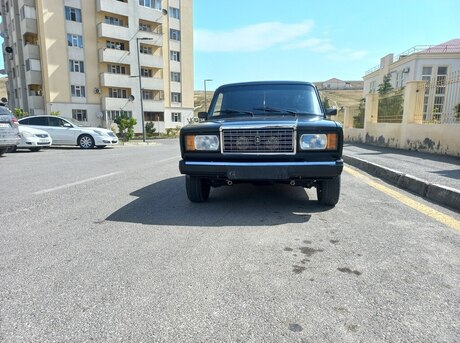 LADA (VAZ) 2107 2010