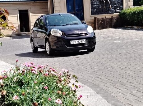 Nissan March 2012