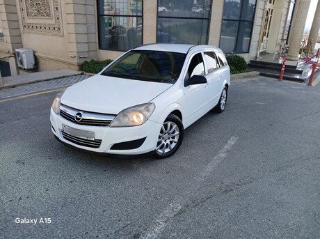 Opel Astra 2008