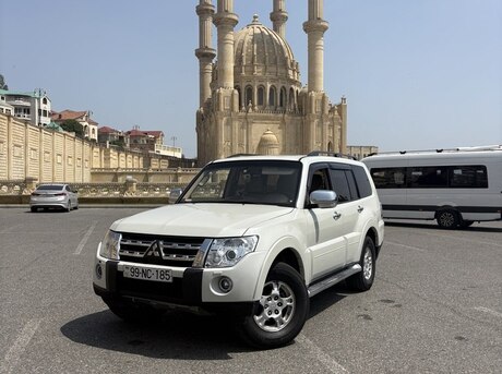 Mitsubishi Pajero 2008