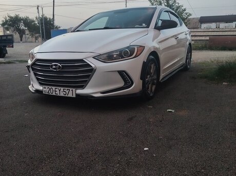 Hyundai Elantra 2017