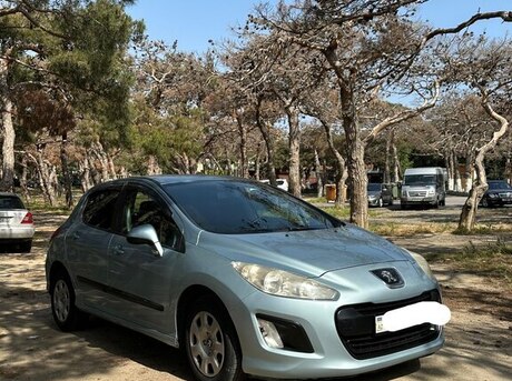 Peugeot 308 2012