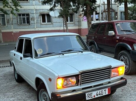 LADA (VAZ) 2107 2011