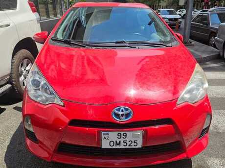 Toyota Prius C 2012