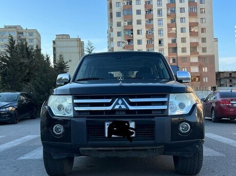 Mitsubishi Pajero 2007