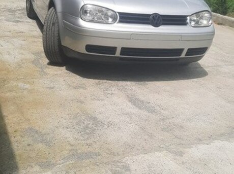 Volkswagen Golf 2003