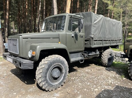 GAZ 3308 2003