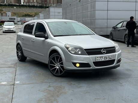 Opel Astra 2004
