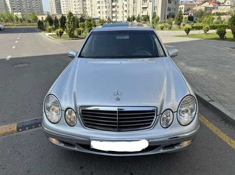 Mercedes E 240 2002