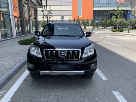 Toyota Land Cruiser Prado 2012
