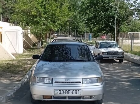 LADA (VAZ) 2111 2002
