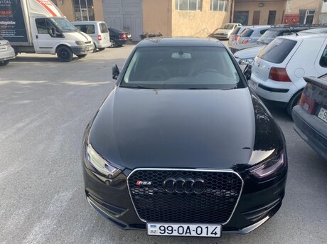 Audi A4 2015