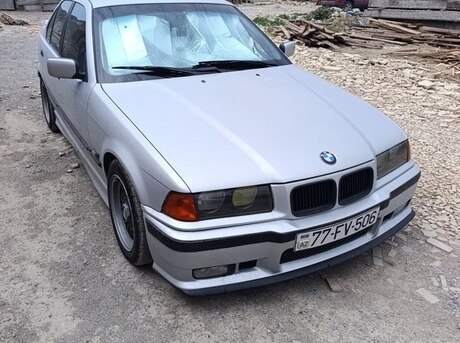 BMW 320 1994