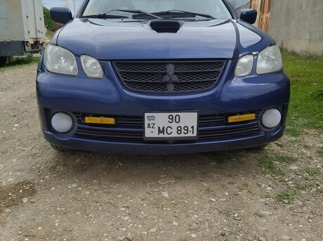 Mitsubishi Airtrek 2002