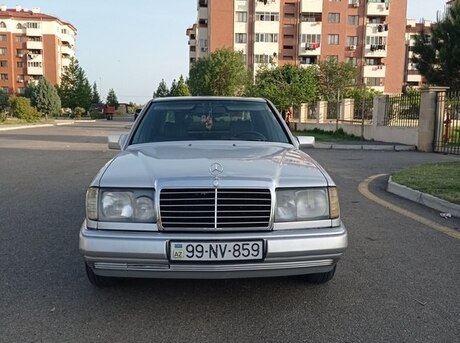 Mercedes E 300 d 1993
