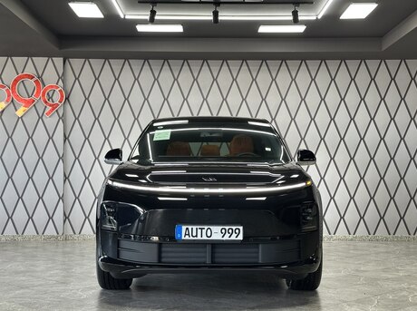 Li Auto L6