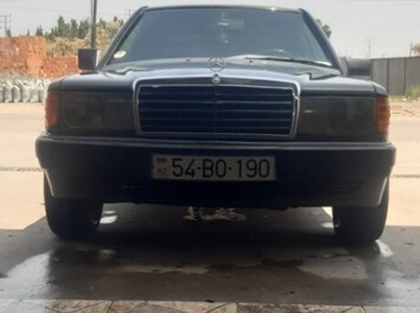 Mercedes 190 1989