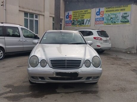 Mercedes E 270 2000