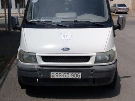 Ford Transit 2000