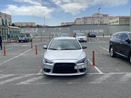 Mitsubishi Lancer