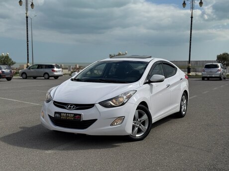 Hyundai Elantra 2013