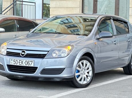 Opel Astra 2004