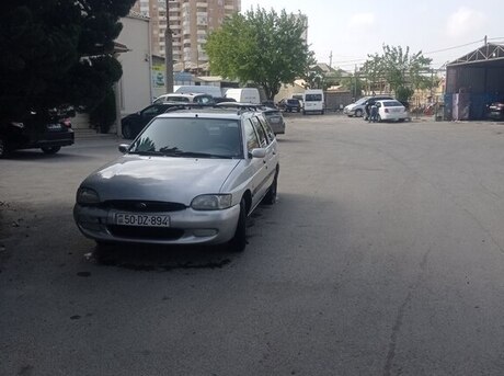 Ford Escort 1998