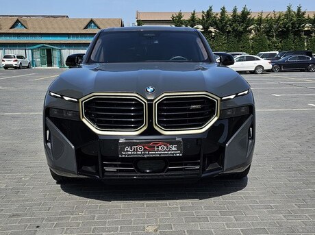 BMW XM